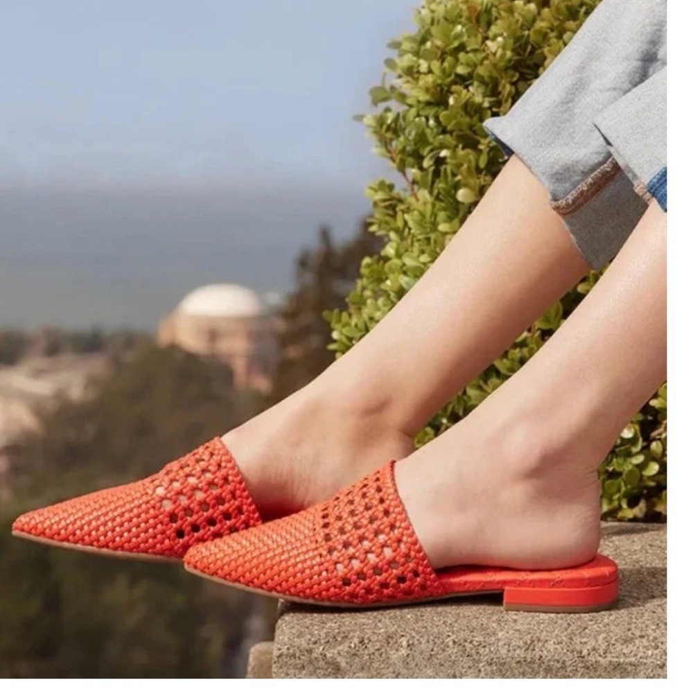 Birdies The Dove Woven Pointed Toe Coral Flat Mules Size 7.5
